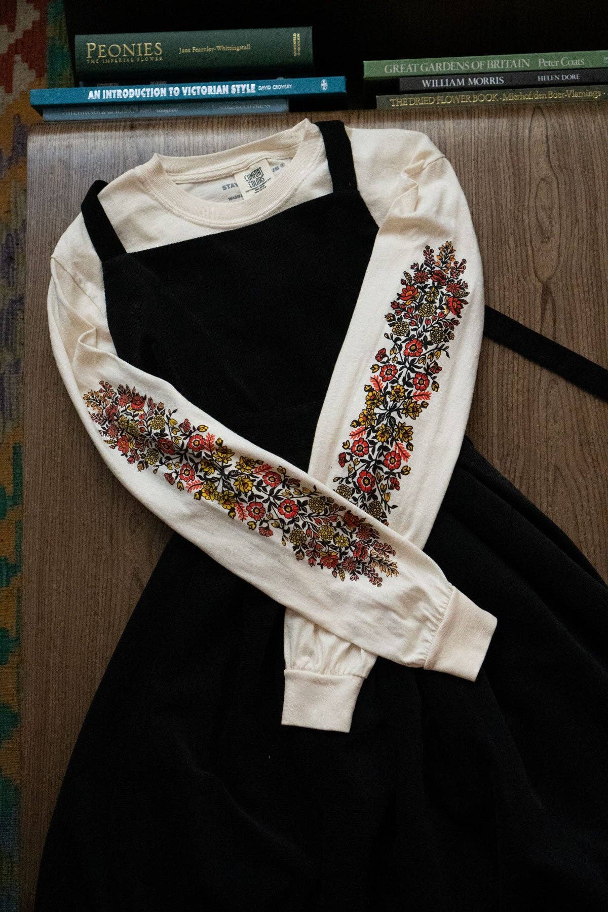 Folk Flowers Long Sleeve Tee | Printed Longsleeve