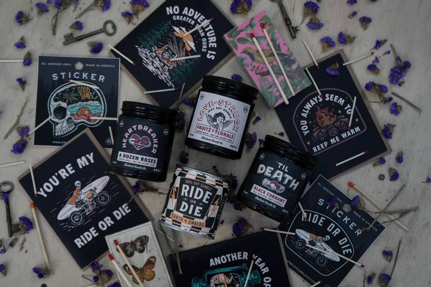 Heartbreaker | A Dozen Roses Candle