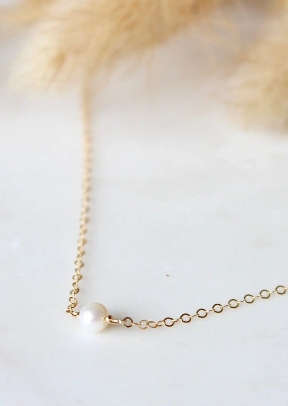 Hello Adorn: Tiny Freshwater Pearl Necklace