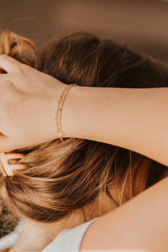 Hello Adorn: Endless Love Bracelet