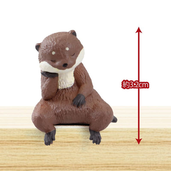 Resting Otter Blind Box