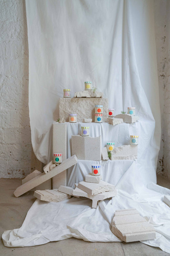 to:from peach and mango candle