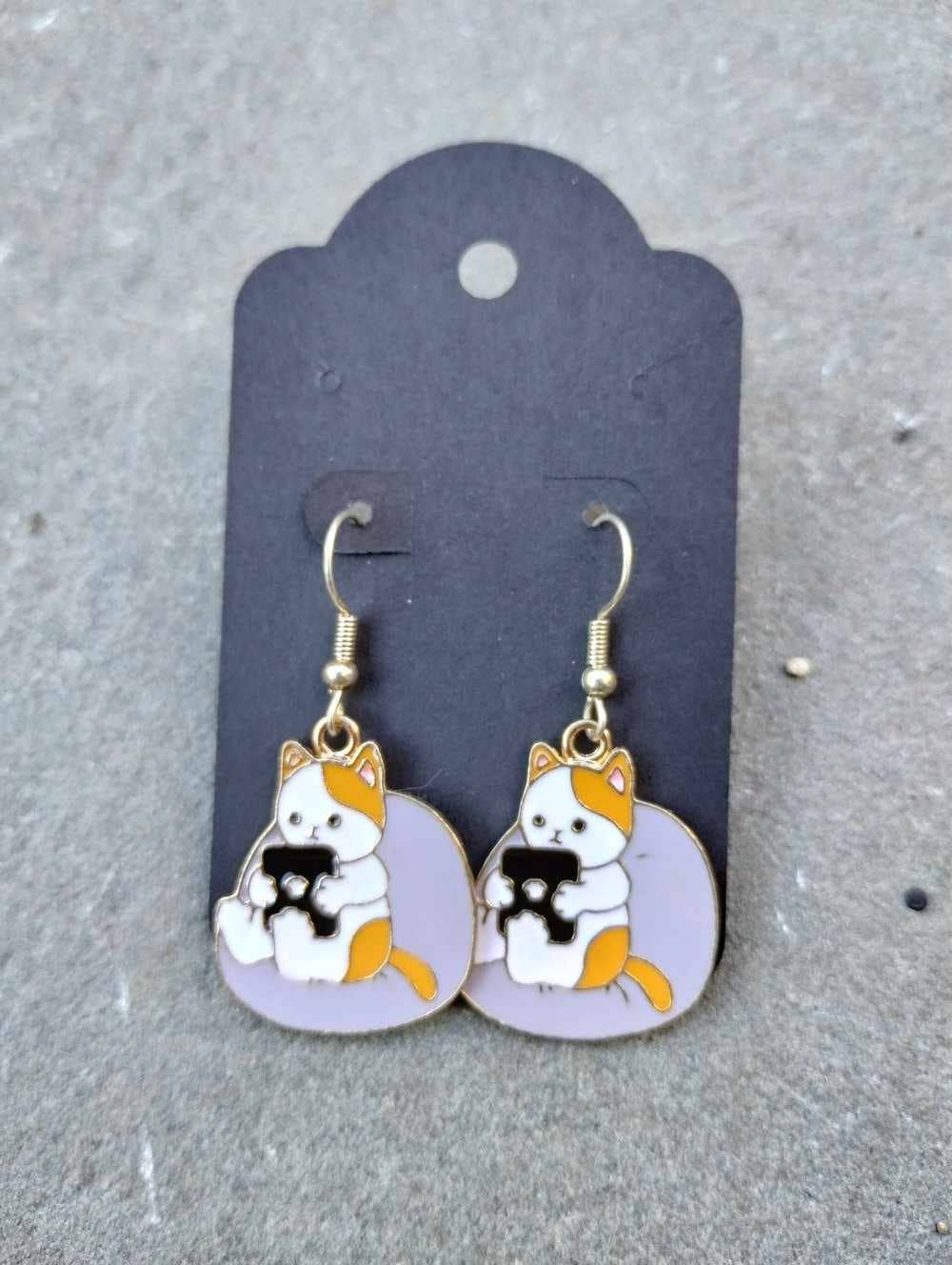 Beanbag Kitty Earrings