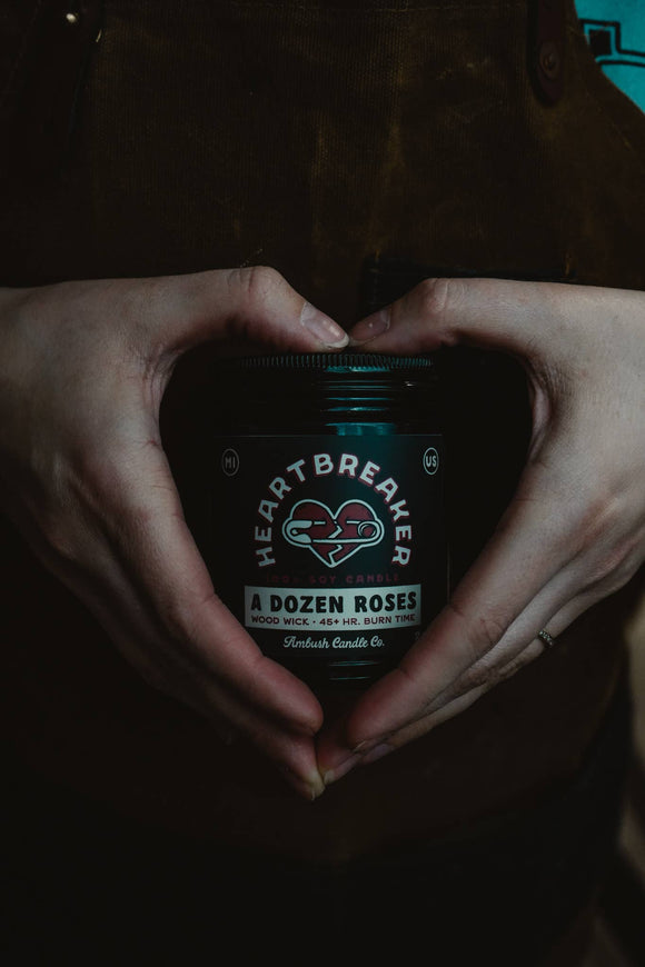Heartbreaker | A Dozen Roses Candle