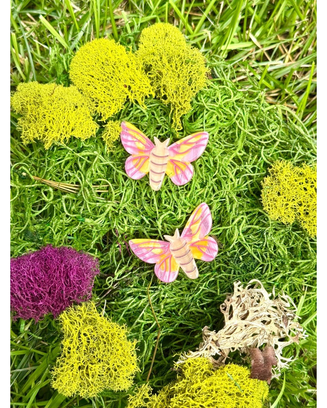 Rosy Maple Moth Hair Clip Set