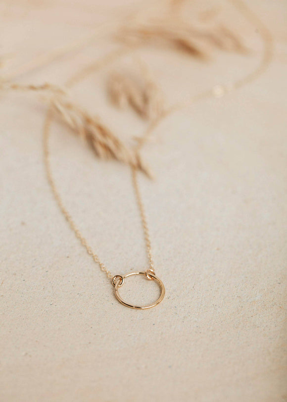 Hello Adorn: Full Circle Necklace