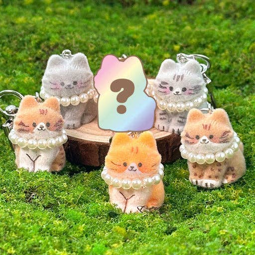 Fluffy Cat DIY Surprise Blind Box Keychain Kit