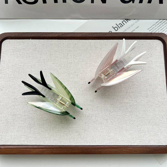 Swallow Hair Claw