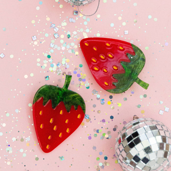 Strawberry Alligator Hair Clip Set