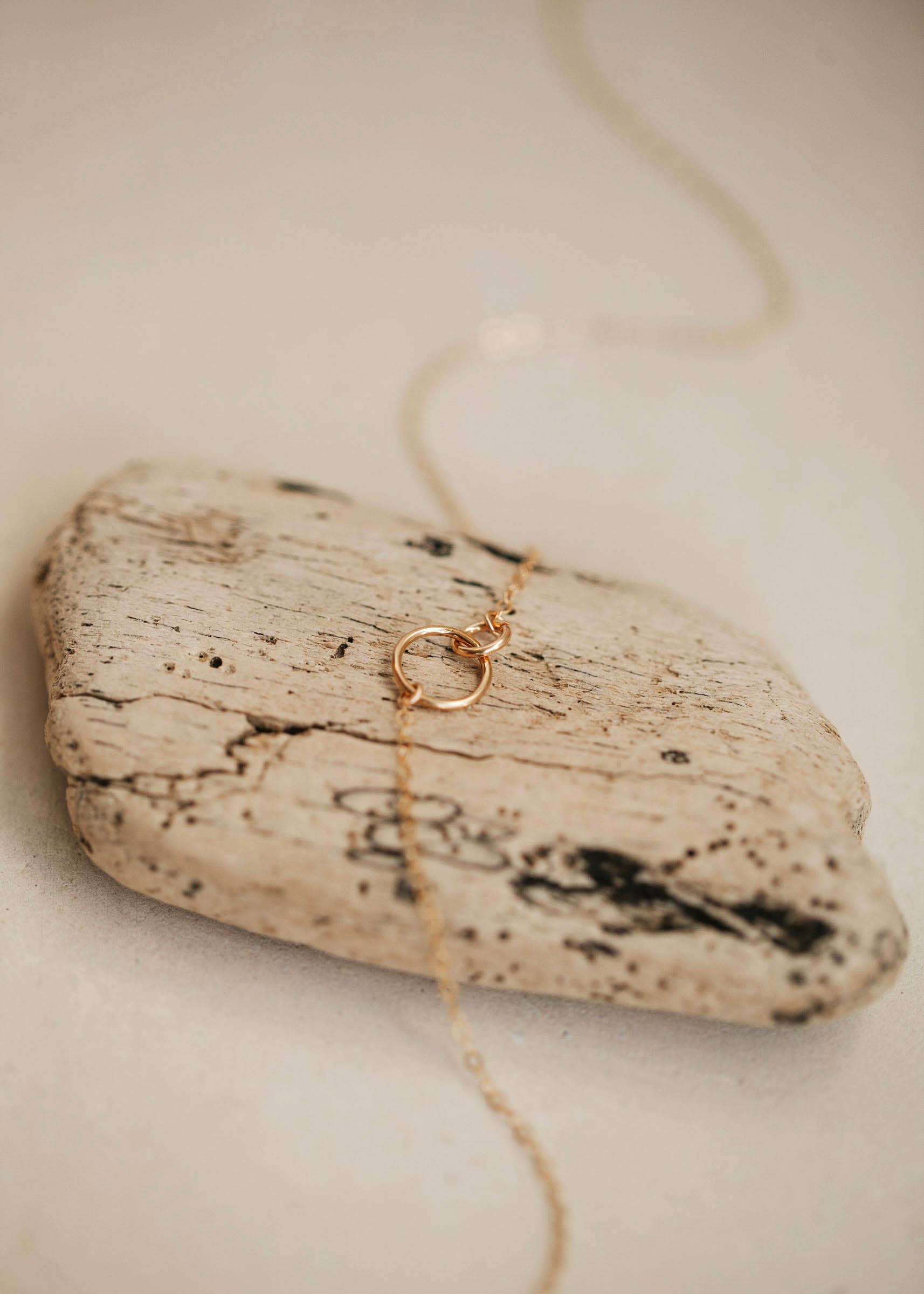 Hello Adorn: Tiny Links Necklace