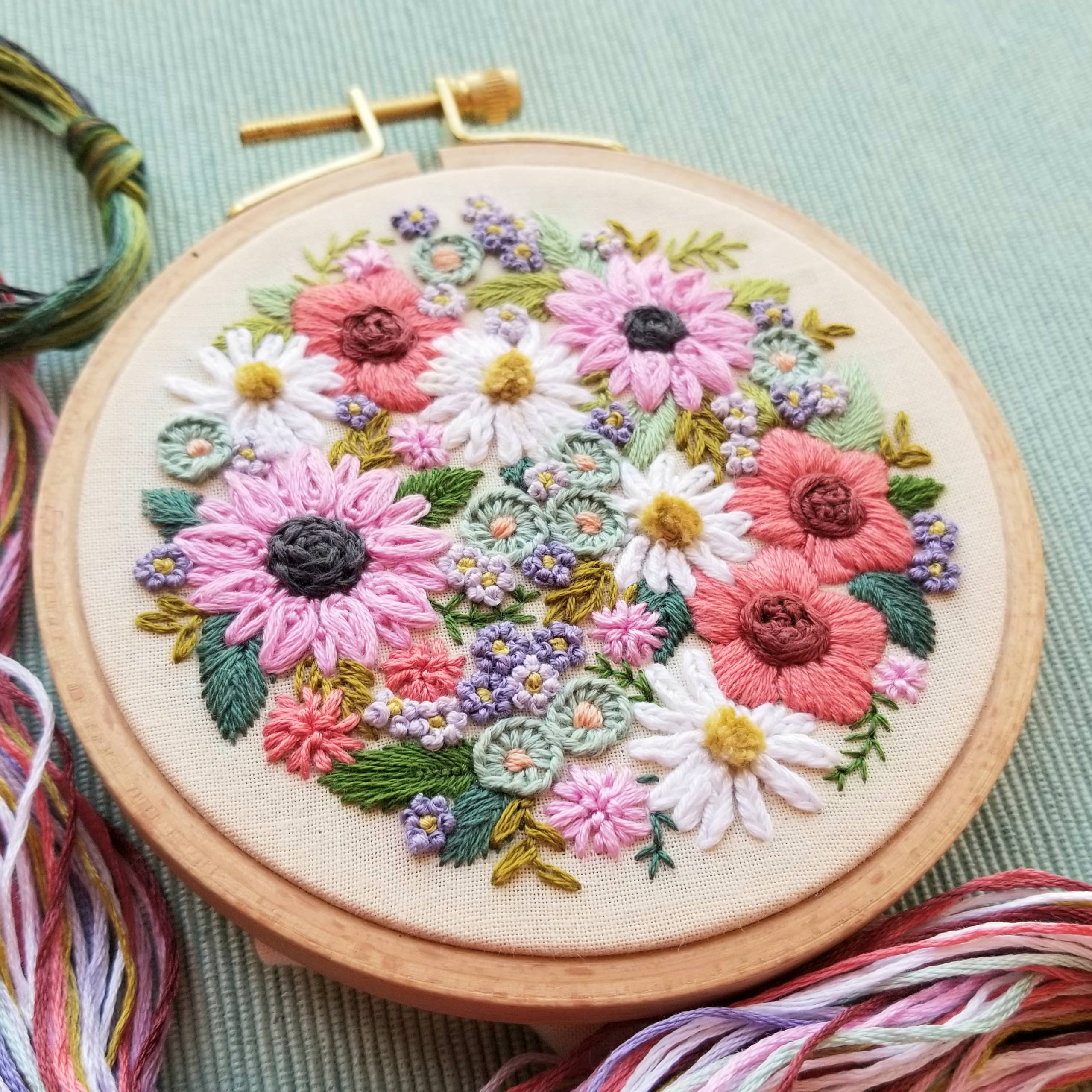 Wildflower Sampler Embroidery Kit - 0