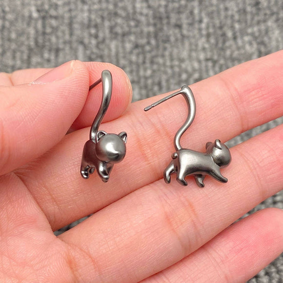 Creative Cat Stud Earrings