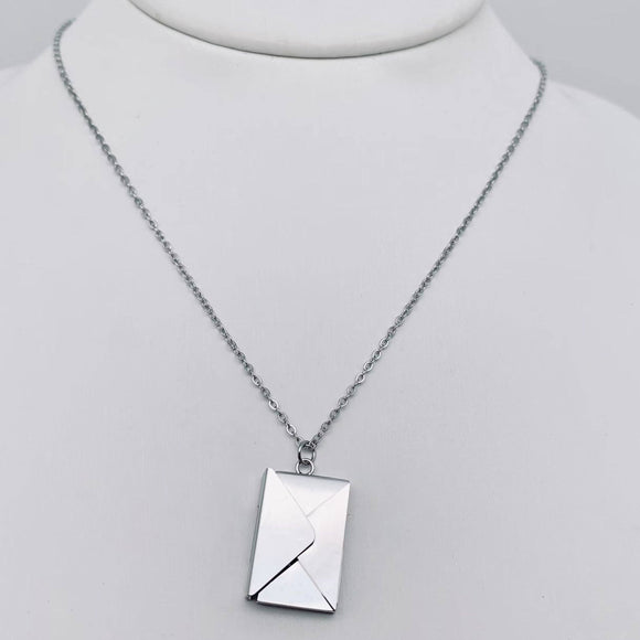 I Love You Envelope Necklace