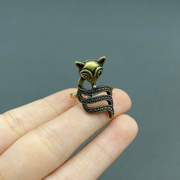 Fox Adjustable Ring