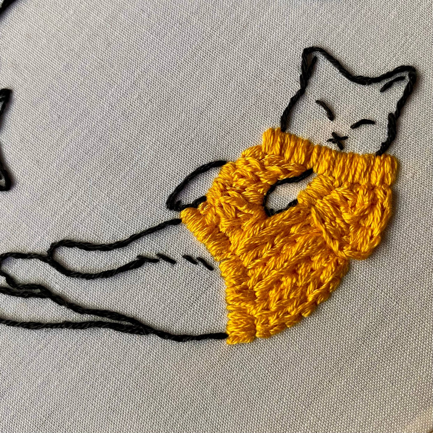 Cozy Sweater Kitties Embroidery Kit