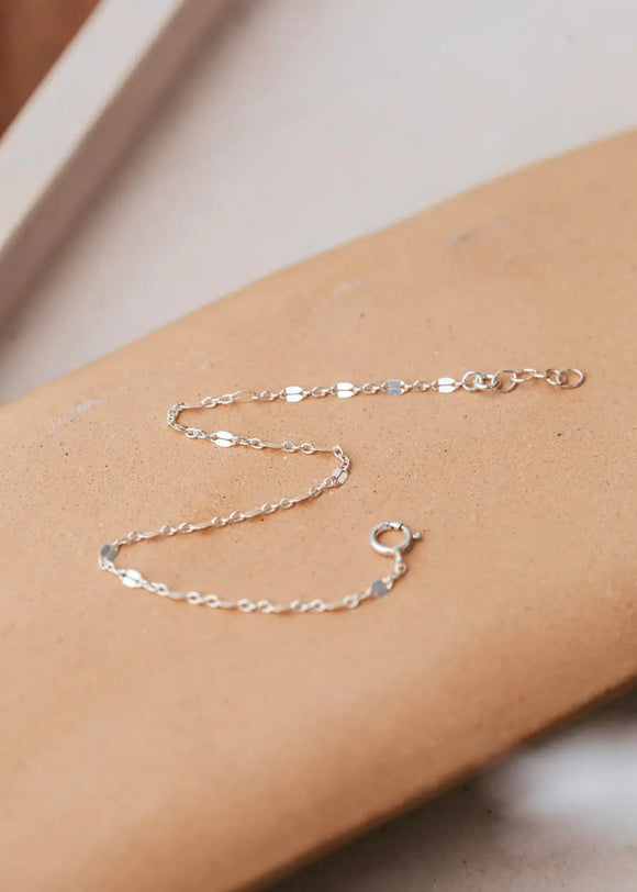 Hello Adorn: Lace Bracelet