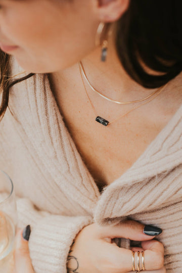 Hello Adorn: Ash Gemma Necklace