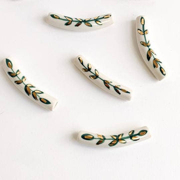 White Laurel Porcelain Bead Necklace - 0