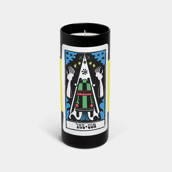 Tarot The Sun Candle - Bergamot, Daisy + Driftwood Scent
