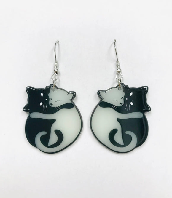 Huddle Cat Glow Earrings
